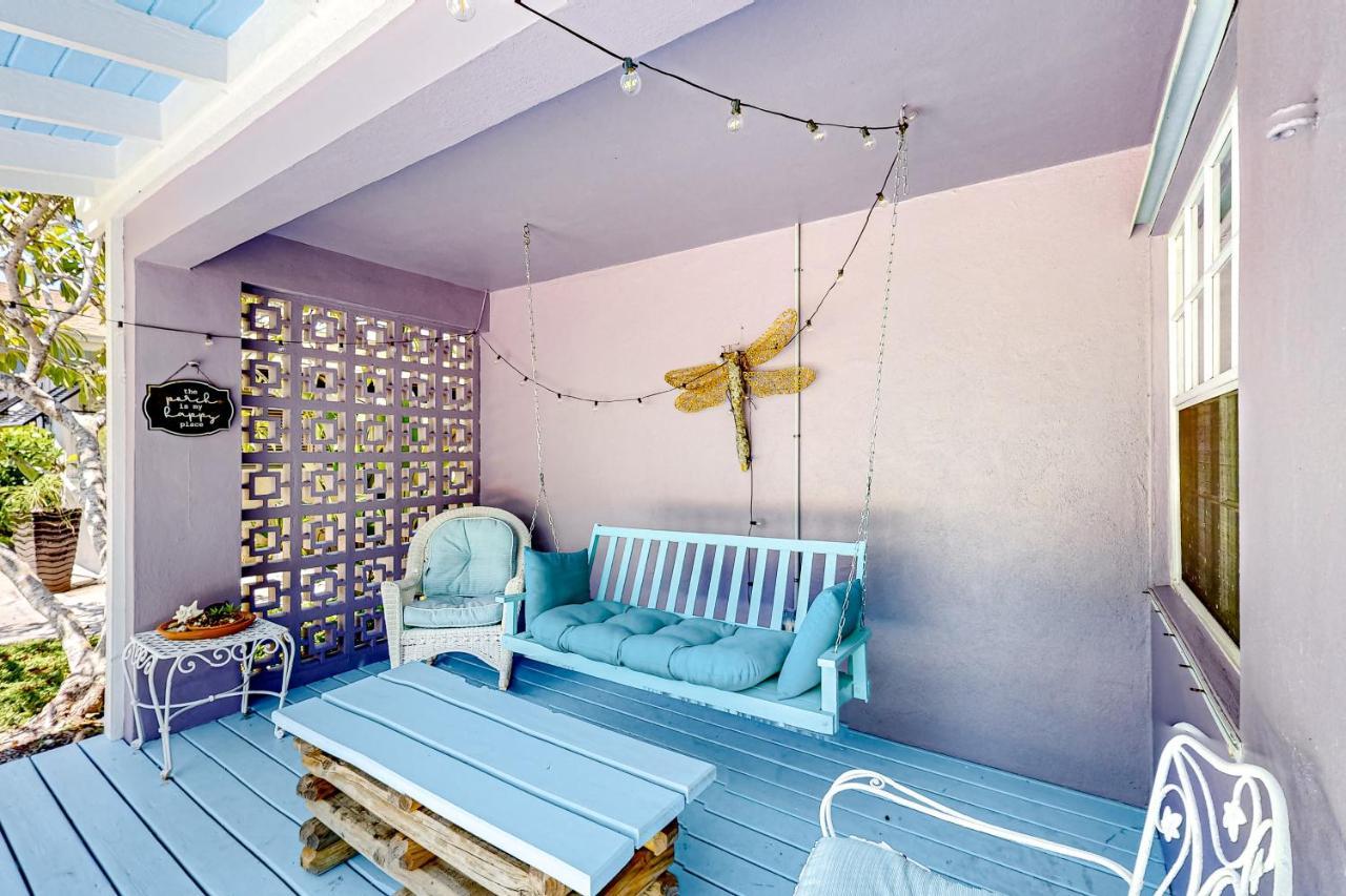 Purple Pelican Cottage Marco Island Exterior photo