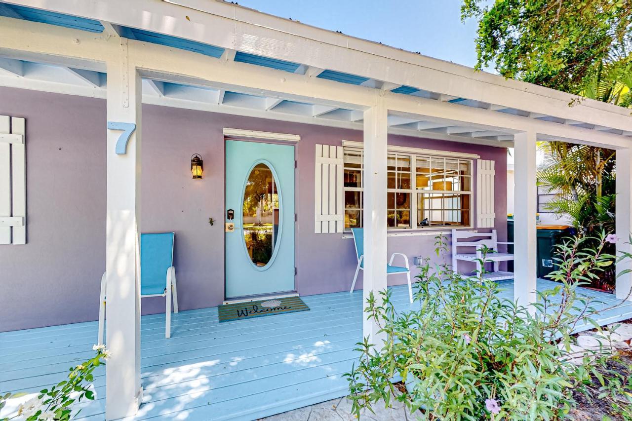 Purple Pelican Cottage Marco Island Exterior photo