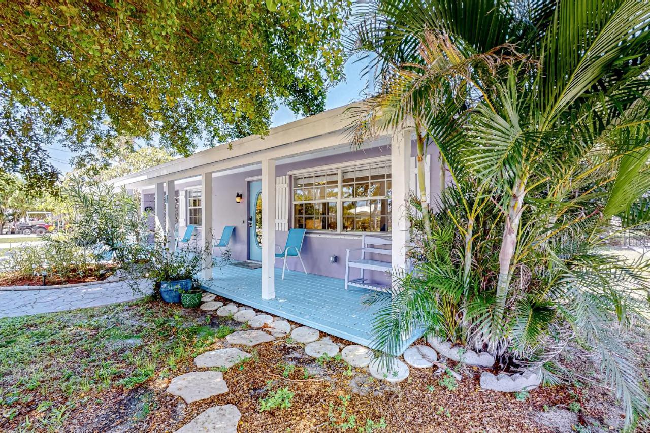 Purple Pelican Cottage Marco Island Exterior photo