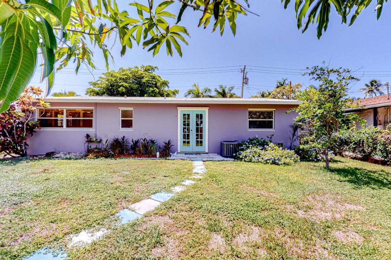 Purple Pelican Cottage Marco Island Exterior photo